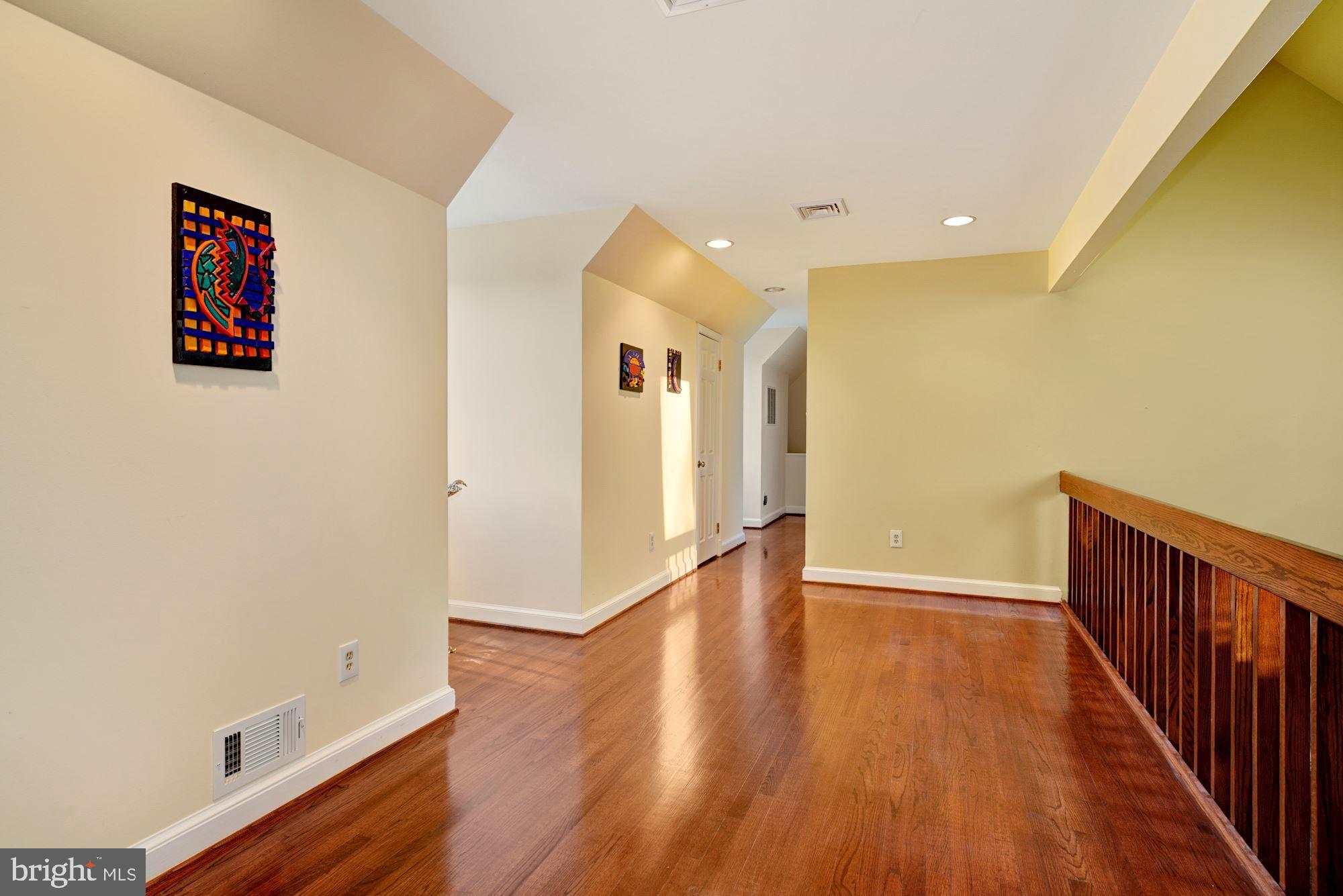 6 Travilah Terrace Potomac, MD 20854 - Photo 29 of 49 Upper Level Bridge