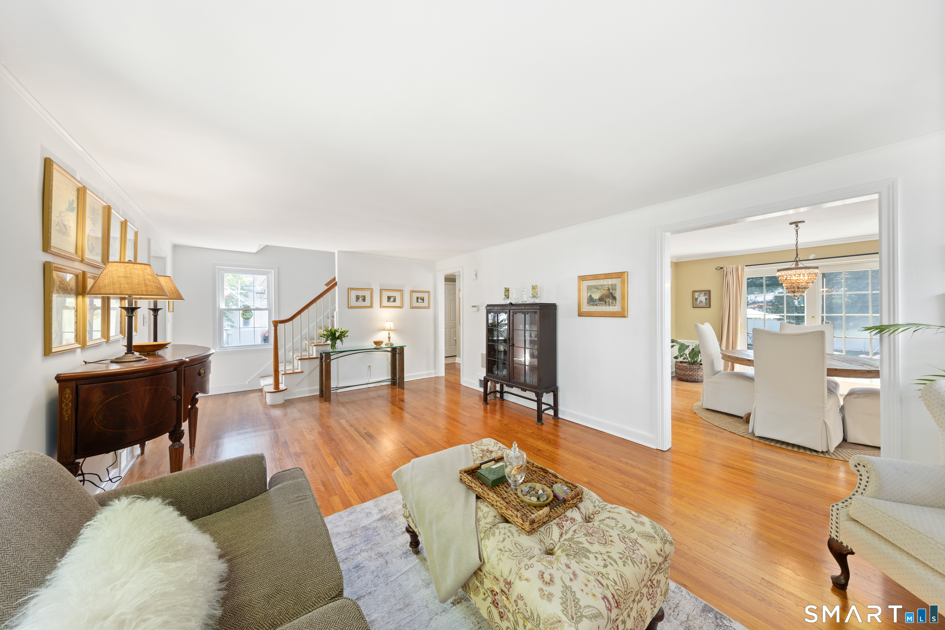 179 Lawrence Road Fairfield, CT 06824 - Photo 5 of 37
