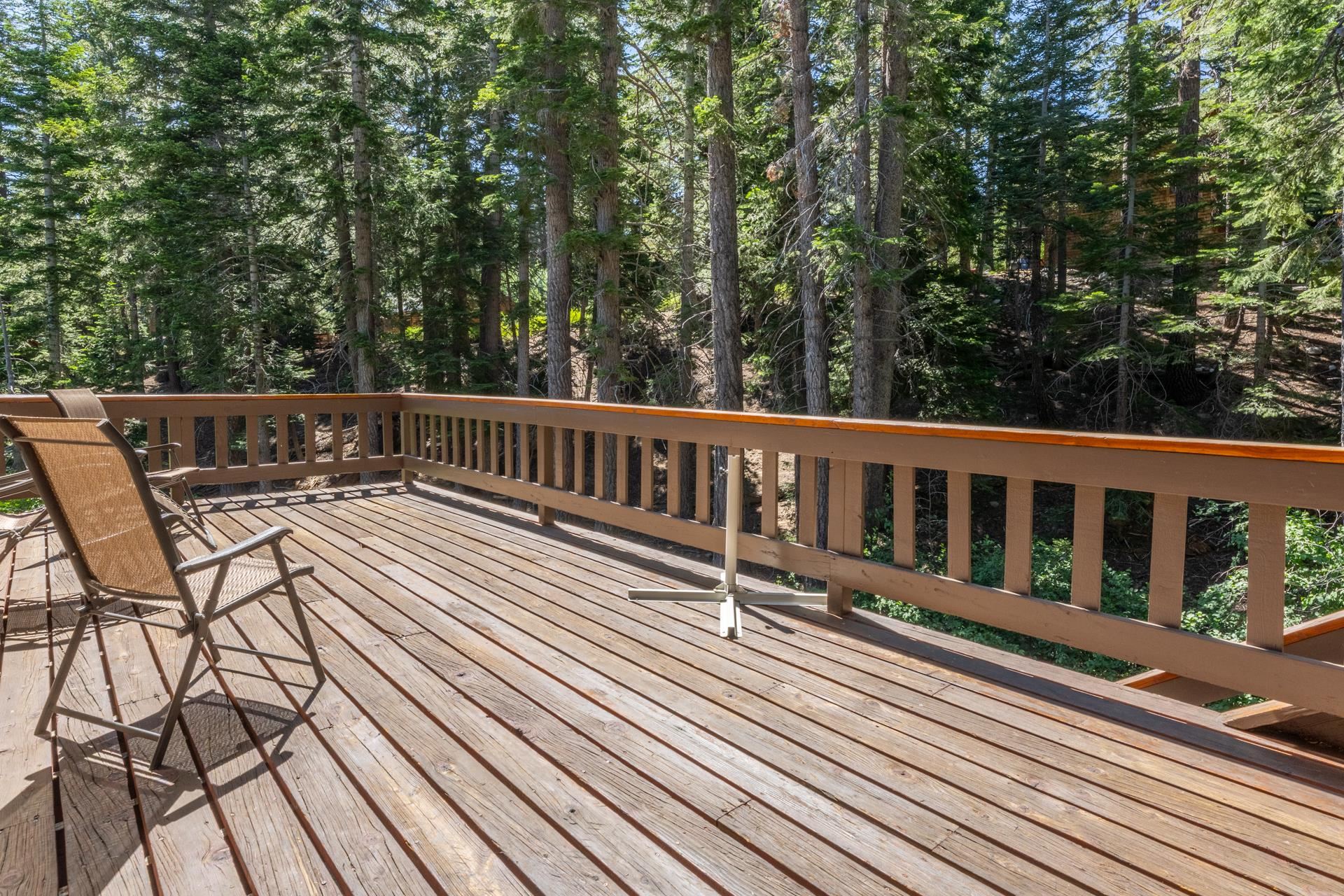 2281 Old Mammoth Road Mammoth Lakes, CA 93546 - Photo 23 of 27 View of wooden terrace