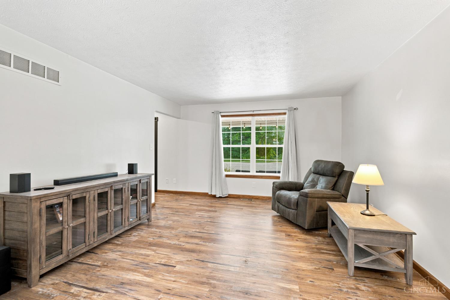 7241 Starkey-Clevenger Road Blanchester, OH 45107 - Photo 9 of 73