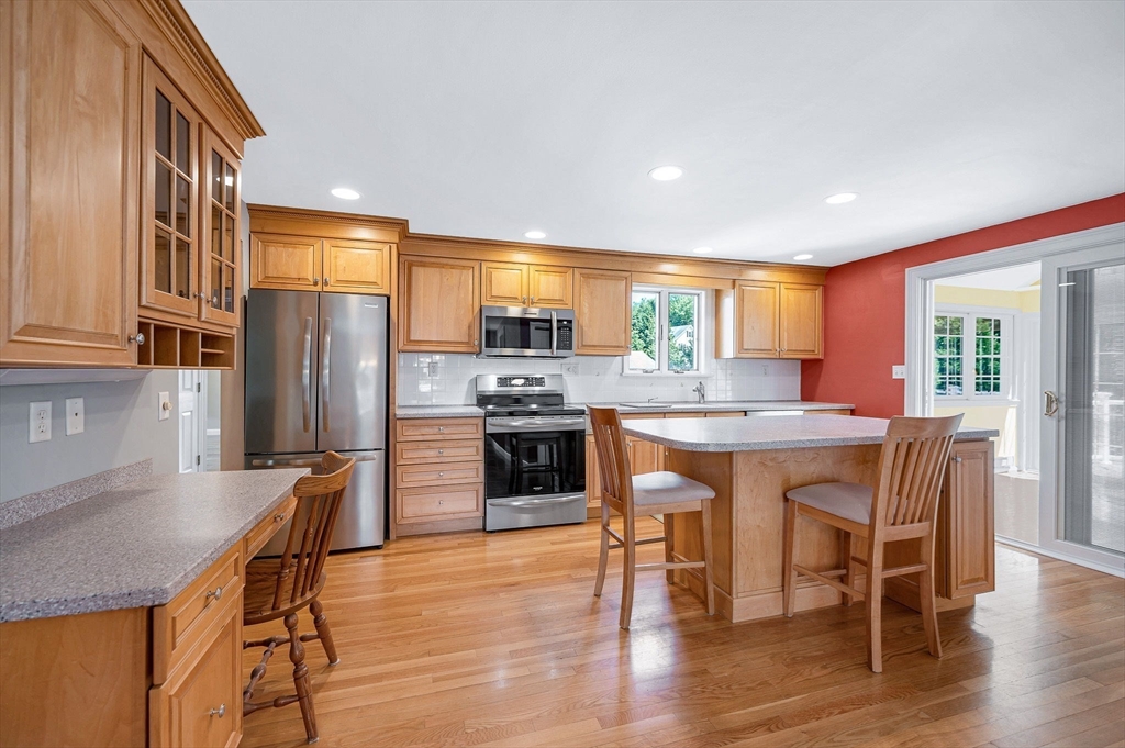 6 Peter Road North Reading, MA 01864 - Photo 2 of 39