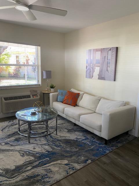 11033 Ellison Wilson Road, Unit EAST North Palm Beach, FL 33408 - Photo 6 of 10 IMG_6328