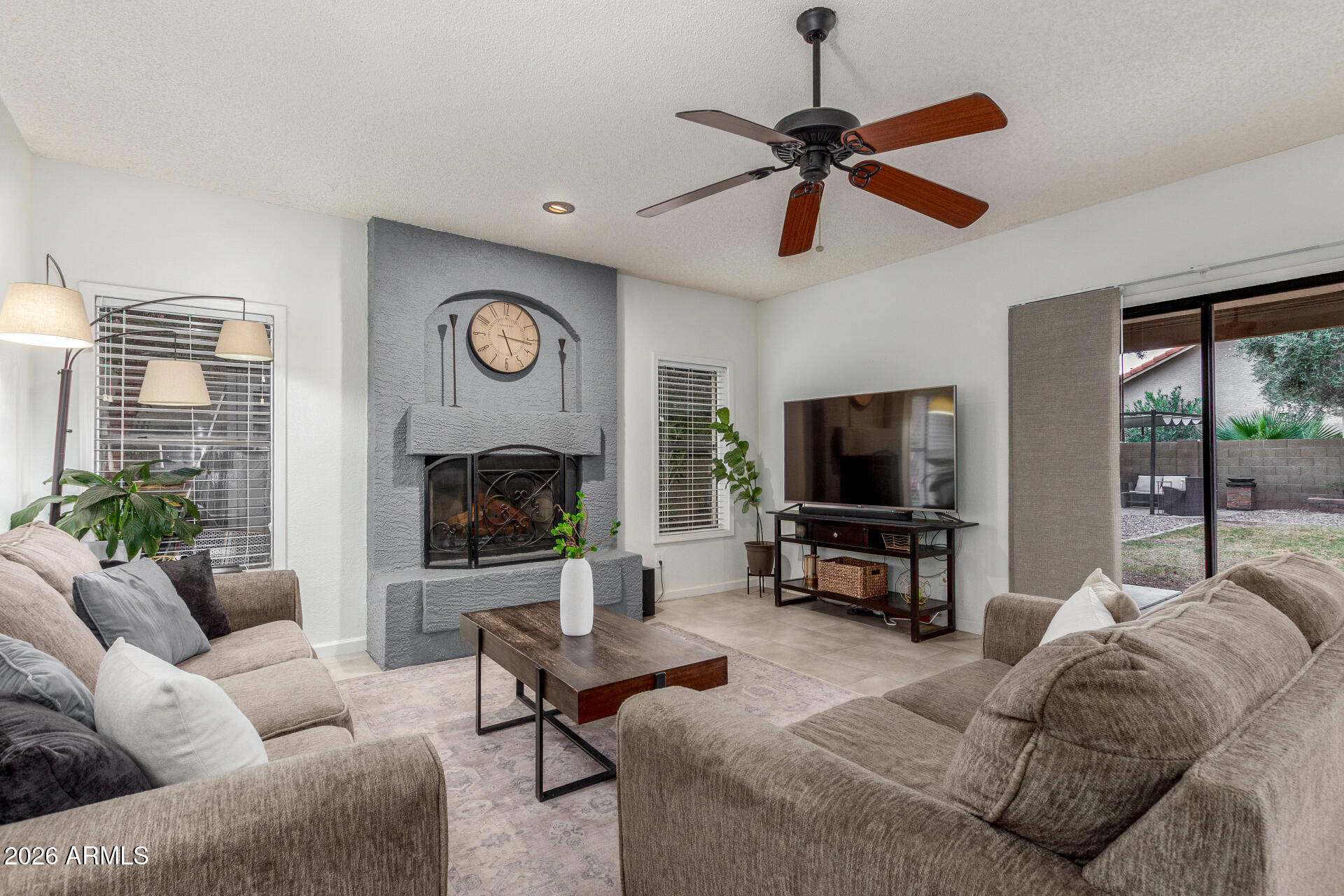 18 South Silverado Street Gilbert, AZ 85296 - Photo 9 of 26 14 Silverado