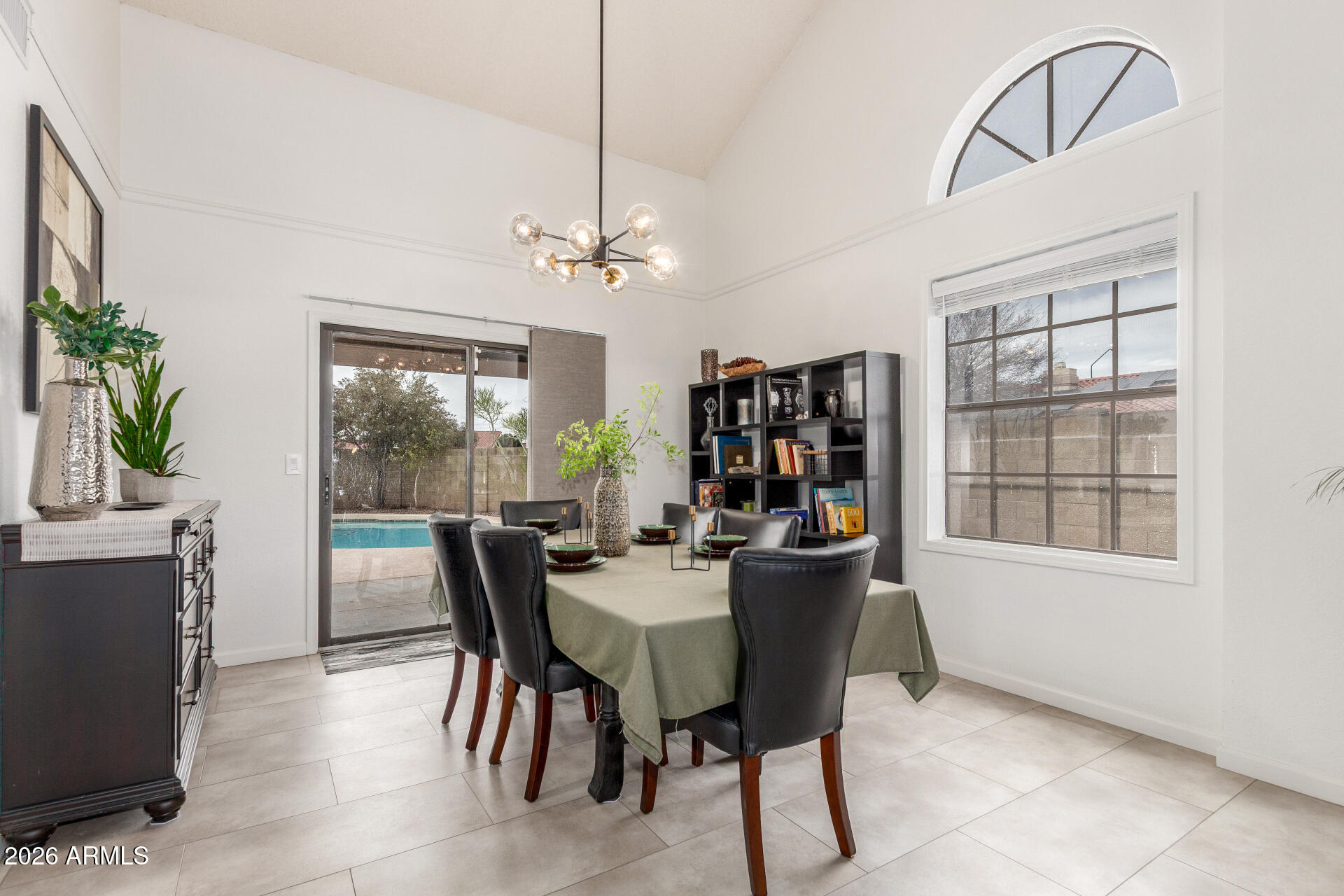 18 South Silverado Street Gilbert, AZ 85296 - Photo 10 of 26 Dining Room