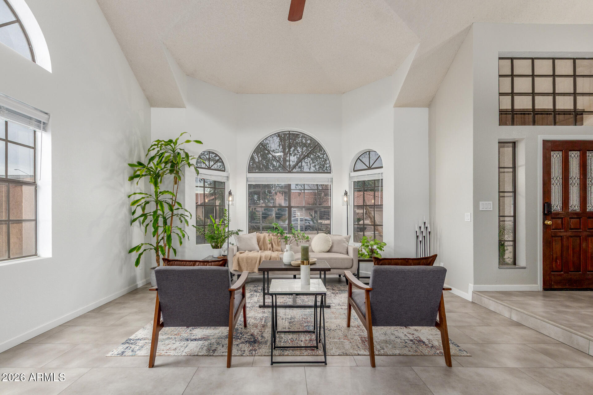 18 South Silverado Street Gilbert, AZ 85296 - Photo 6 of 26 10 Silverado