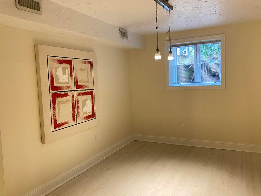 26 Bettys Pond Road, Unit 9 Hyannis, MA 02601 - Photo 6 of 17 24 Bettys Pond 5