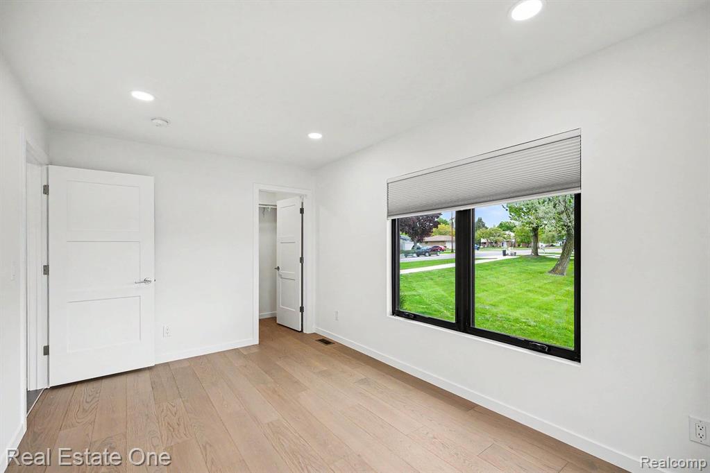 6480 John R Road Troy, MI 48085 - Photo 20 of 32