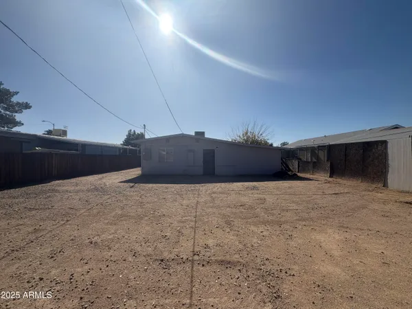 $1,550 | 2642 East Kings Avenue, Phoenix, AZ 85032