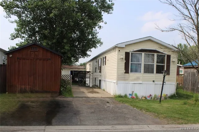 $49,900 | 1256 Ridgewood Drive, Lockport Town, NY 14094