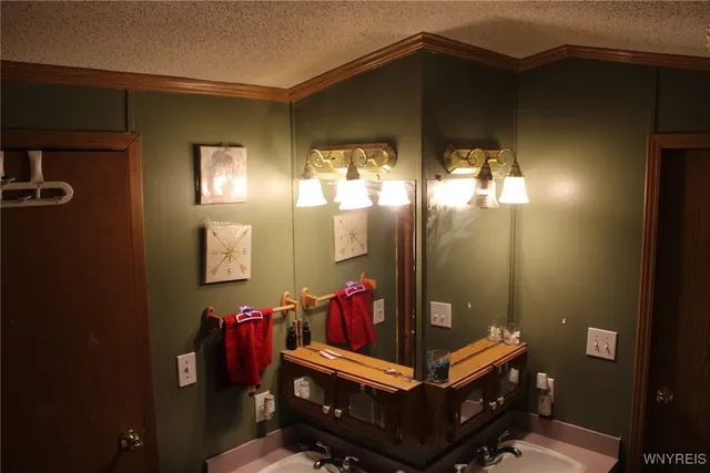 $49,900 | 1256 Ridgewood Drive, Lockport Town, NY 14094