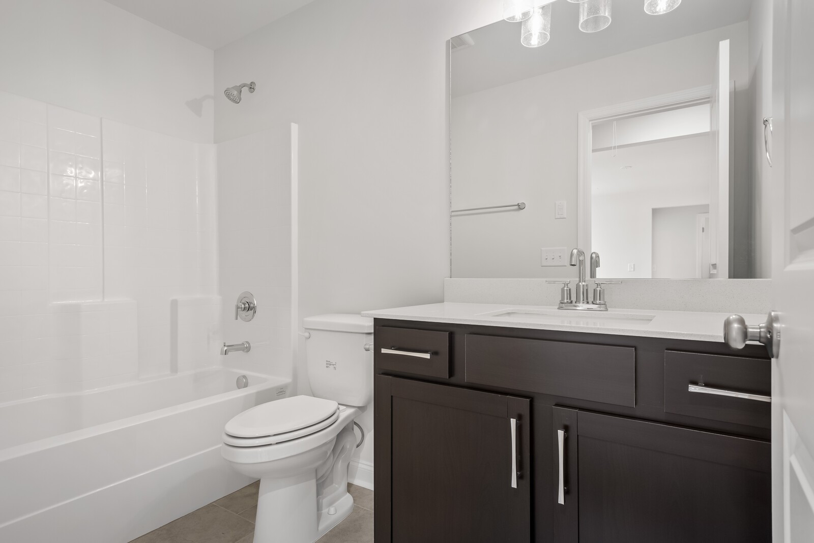 1719 Merkel Road Columbia, TN 38401 - Photo 44 of 69 a bathroom with a sink a toilet and a bathtub
