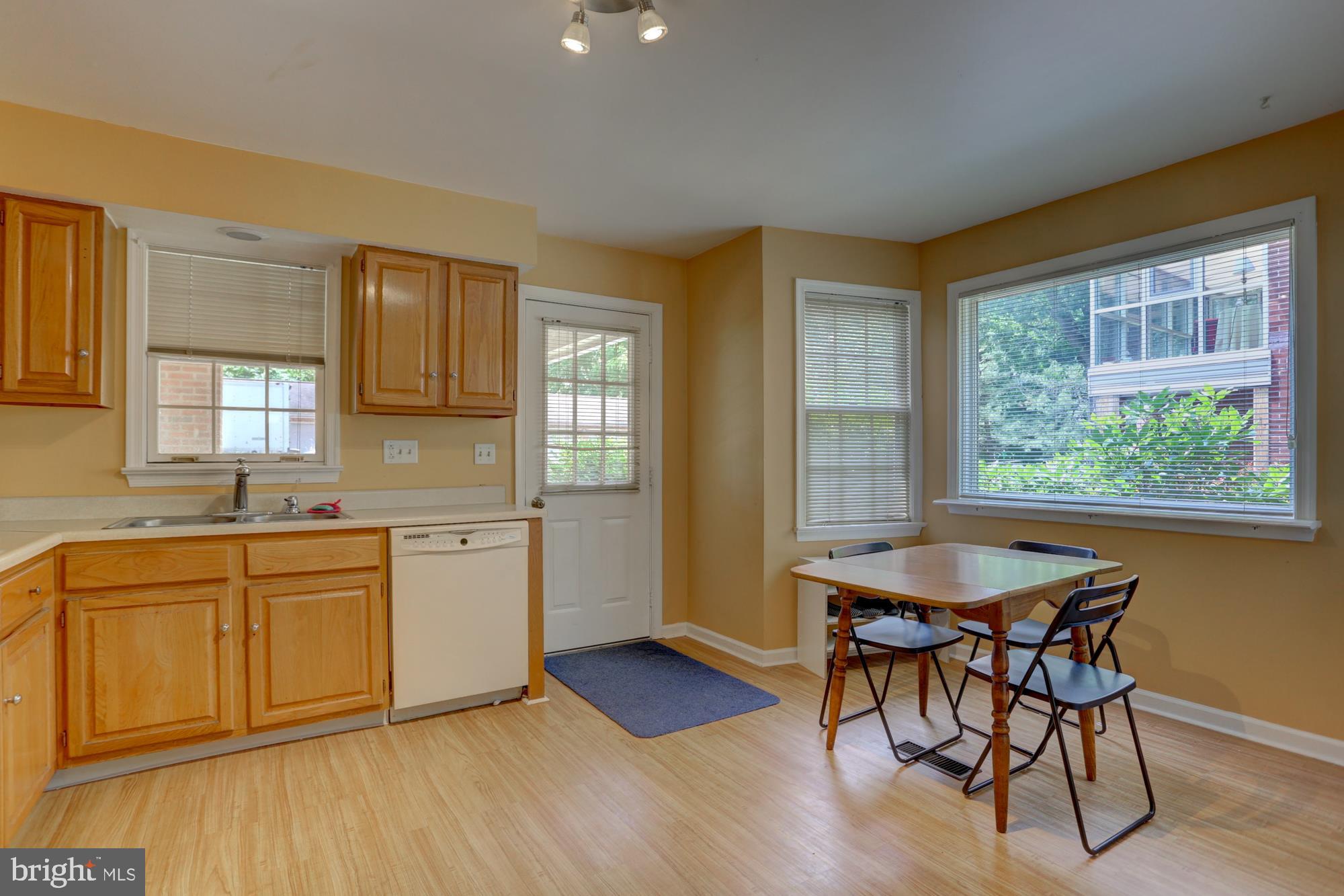 24 Charles Road Lancaster, PA 17603 - Photo 16 of 44 Gallery Image 16