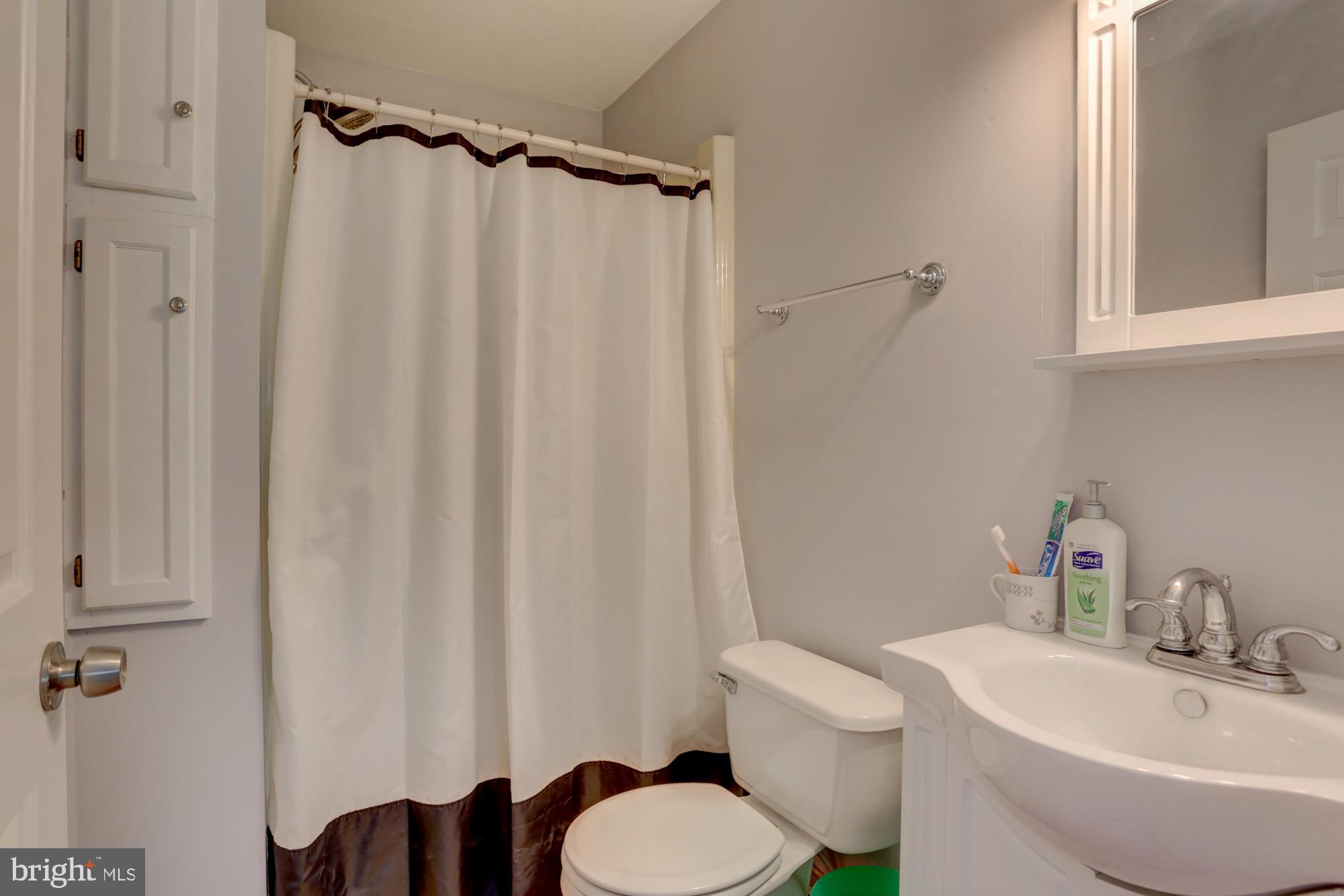 24 Charles Road Lancaster, PA 17603 - Photo 23 of 44 Gallery Image 23