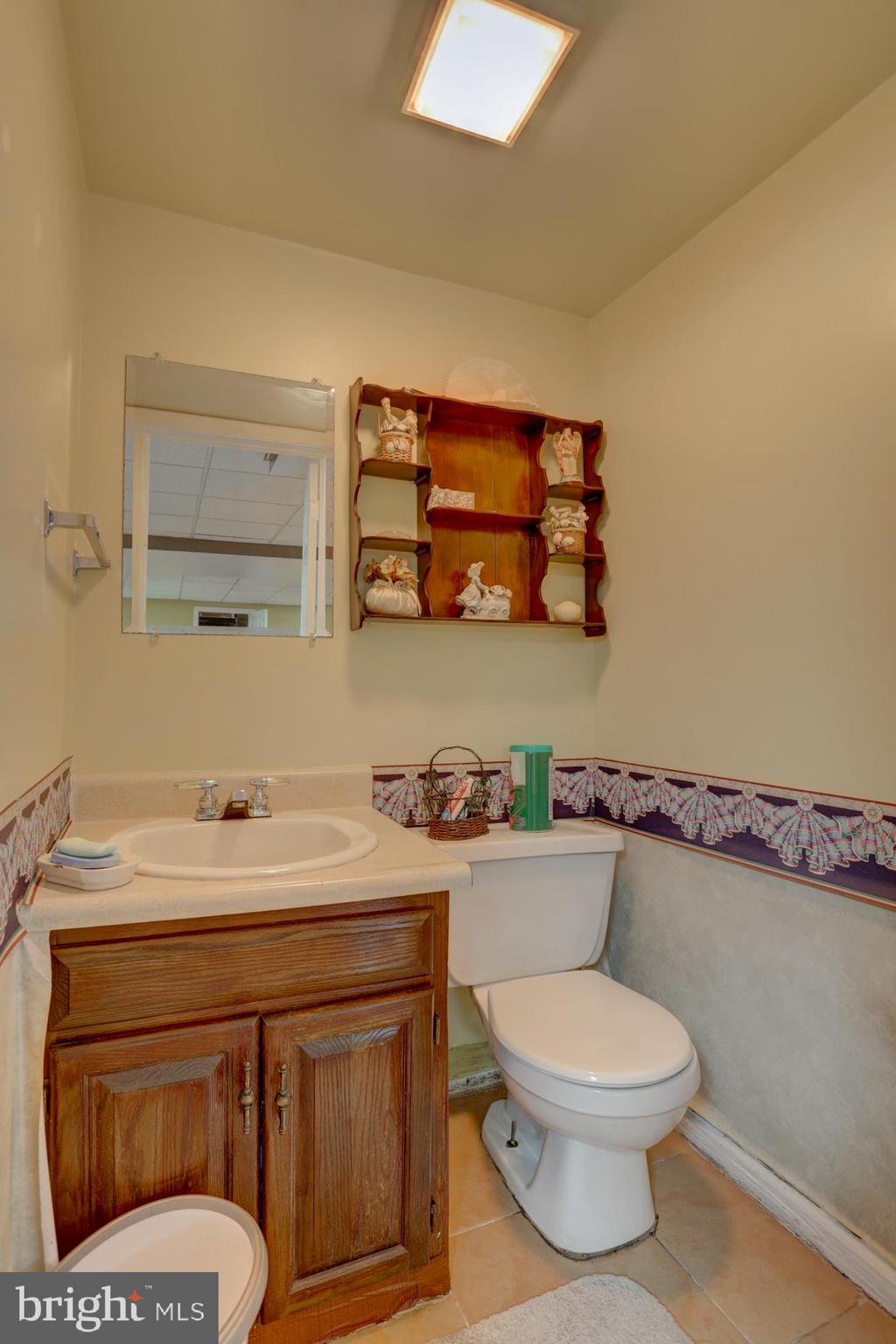 24 Charles Road Lancaster, PA 17603 - Photo 43 of 44 Gallery Image 43
