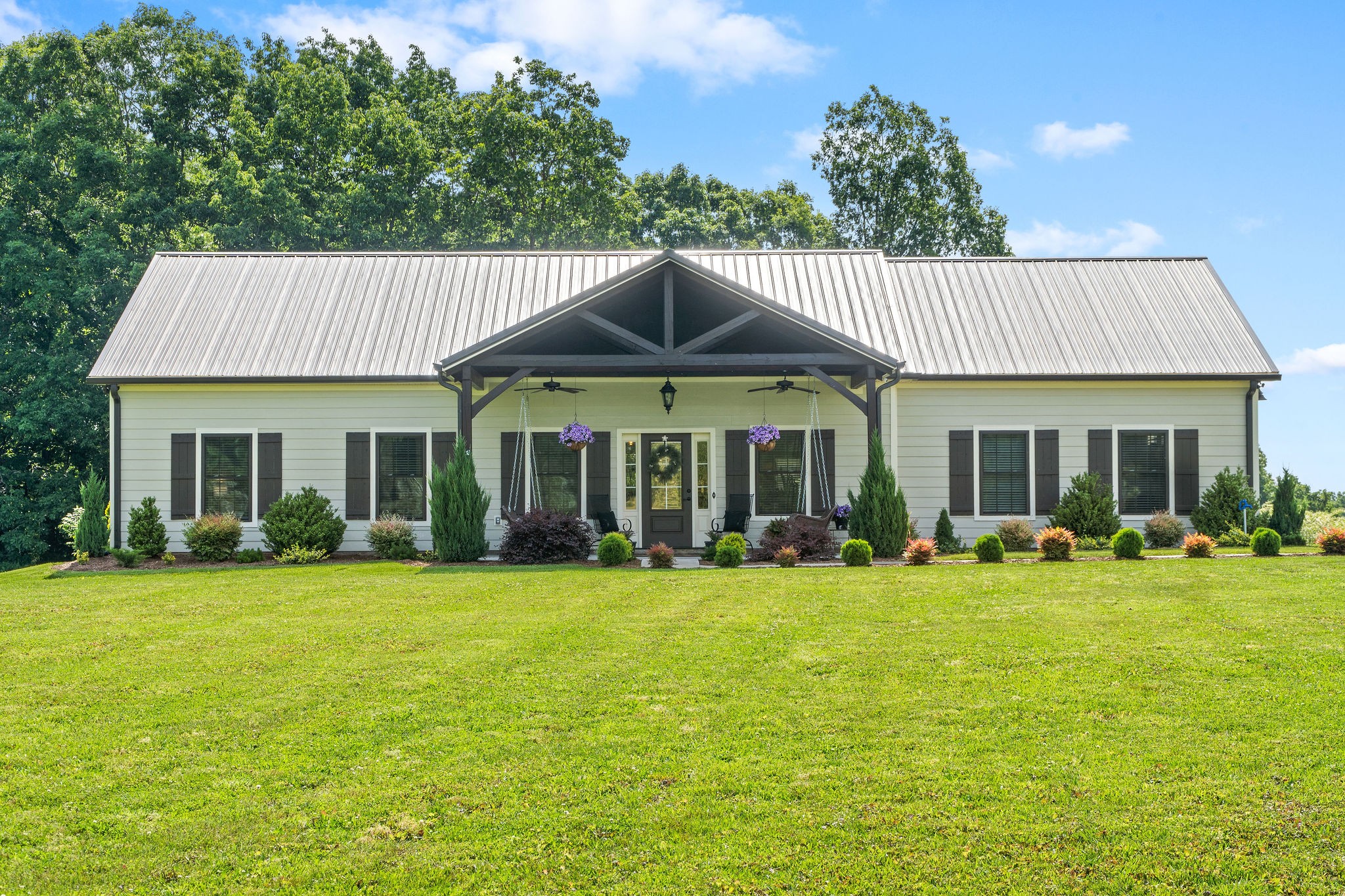781 Half Pone Road Erin, TN 37061 - Photo 1 of 40 Gallery Image 1