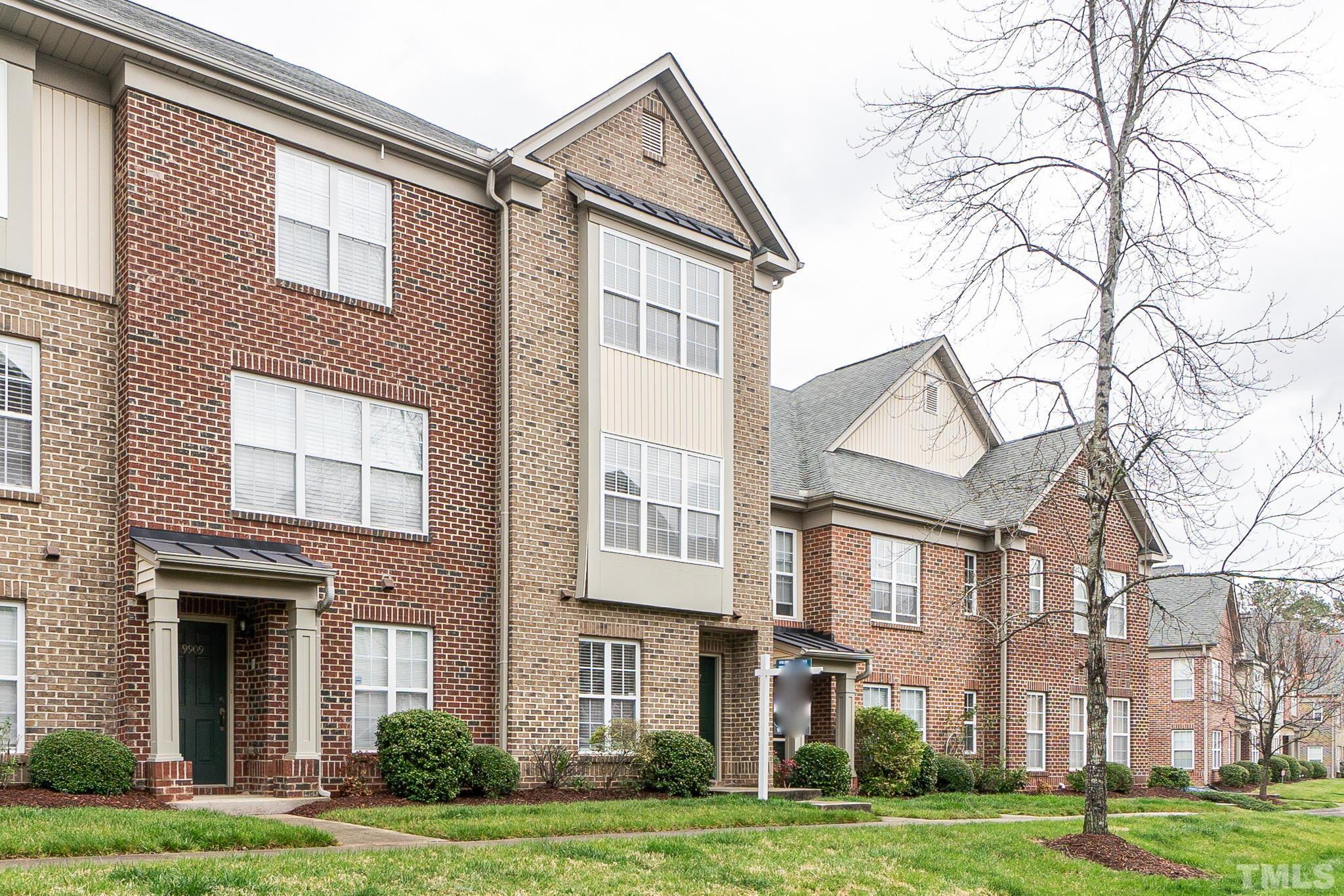 9907 Kedzie Court Raleigh, NC 27617 - Photo 4 of 50