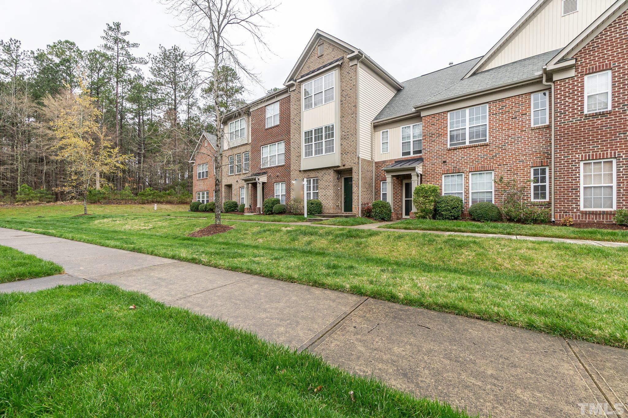 9907 Kedzie Court Raleigh, NC 27617 - Photo 5 of 50