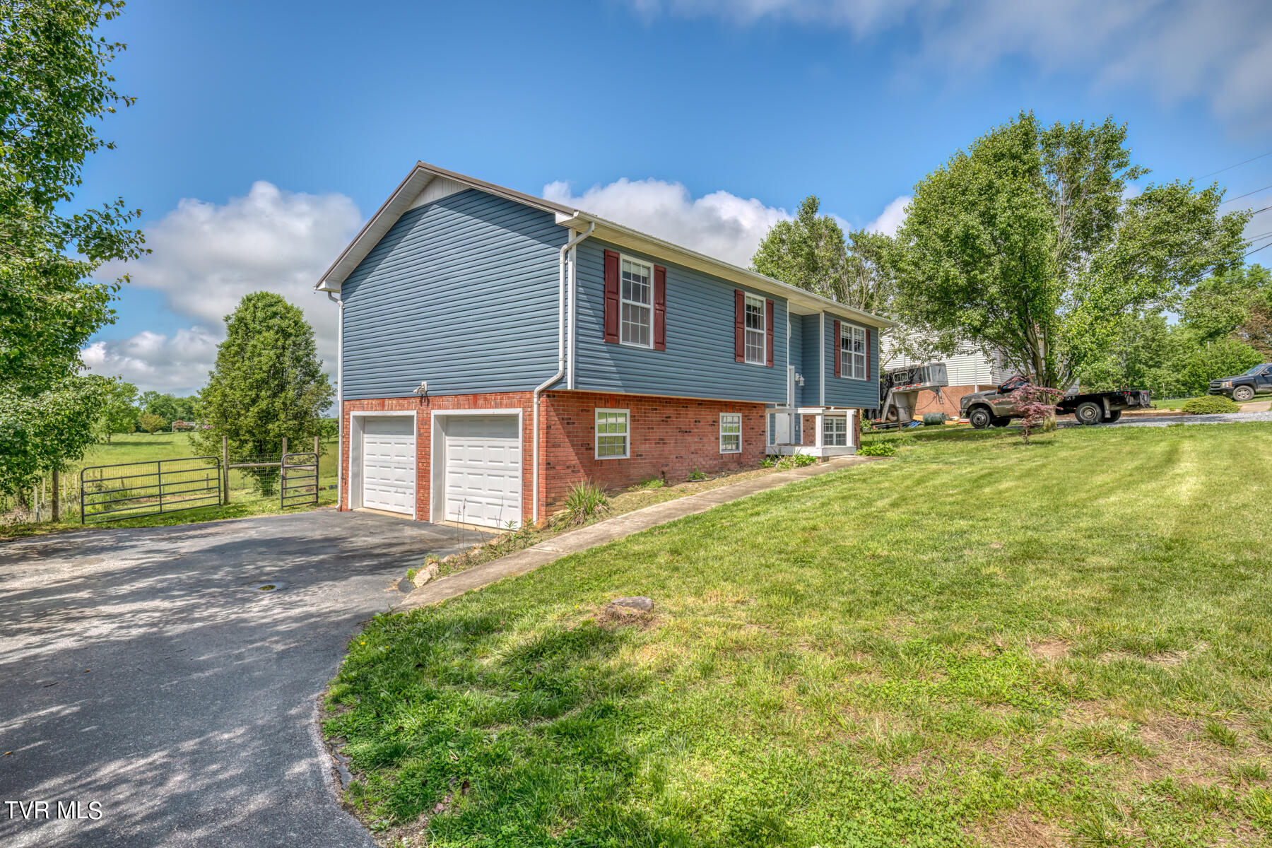 179 Rauhof Road Telford, TN 37690 - Photo 2 of 25 179 Rauhof Rd-2