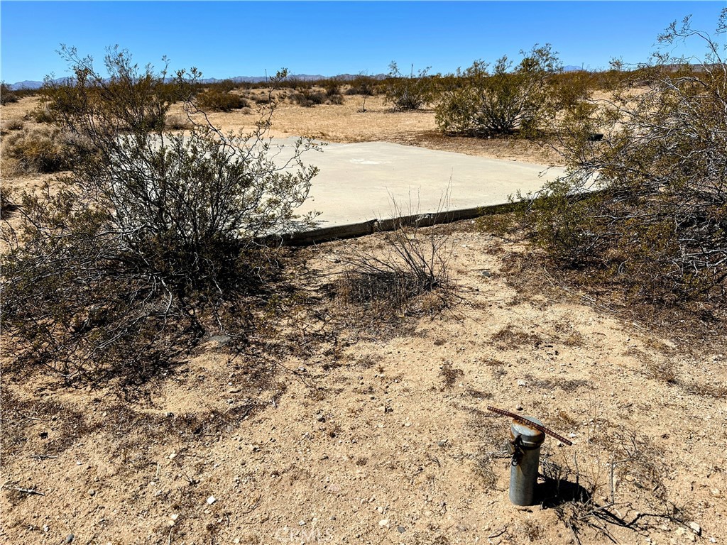 61869 Napa Road Joshua Tree, CA 92252 - Photo 3 of 13