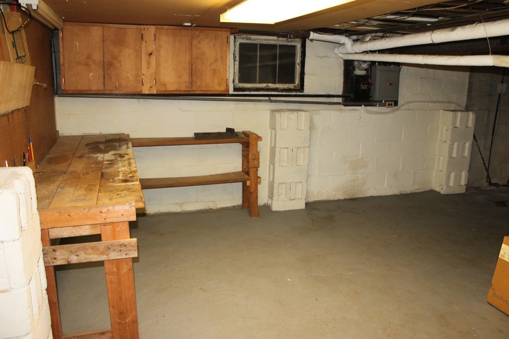 95 West Alvord Street Springfield, MA 01108 - Photo 21 of 30 Gallery Image 21