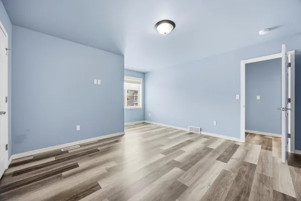 $329,900 | 3433 18th Street South, Moorhead, MN 56560