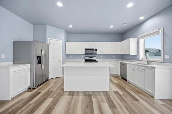 $329,900 | 3433 18th Street South, Moorhead, MN 56560