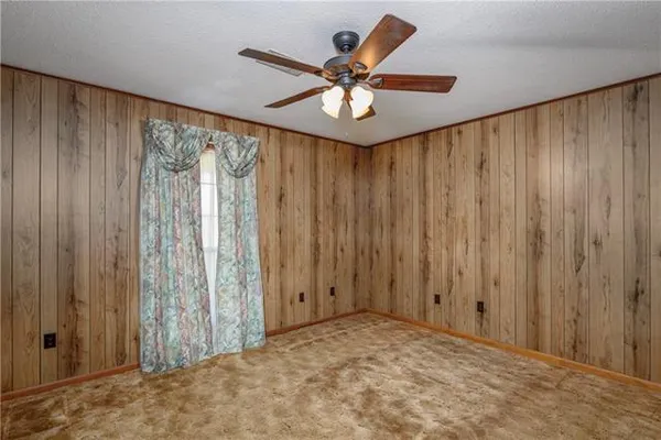 $1,000,000 | 135 Big Lake Road, Pineville, LA 71360