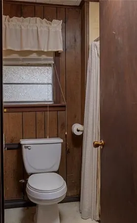 $1,000,000 | 135 Big Lake Road, Pineville, LA 71360