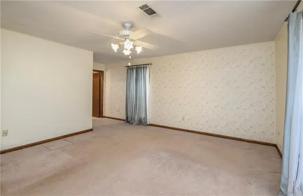 $1,000,000 | 135 Big Lake Road, Pineville, LA 71360