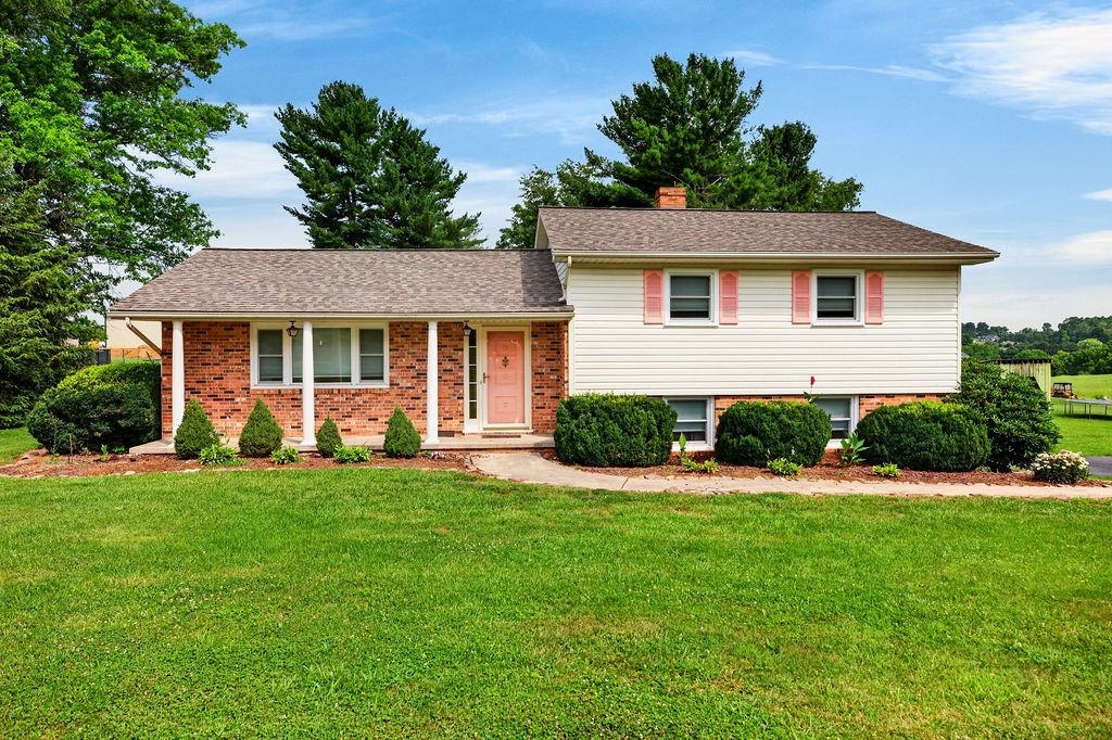 960 Cattle Scales Road Waynesboro, VA 22980 - Photo 1 of 58
