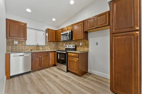 $369,000 | 2900 Olivewood Terrace, Unit 201, Boca Raton, FL 33431