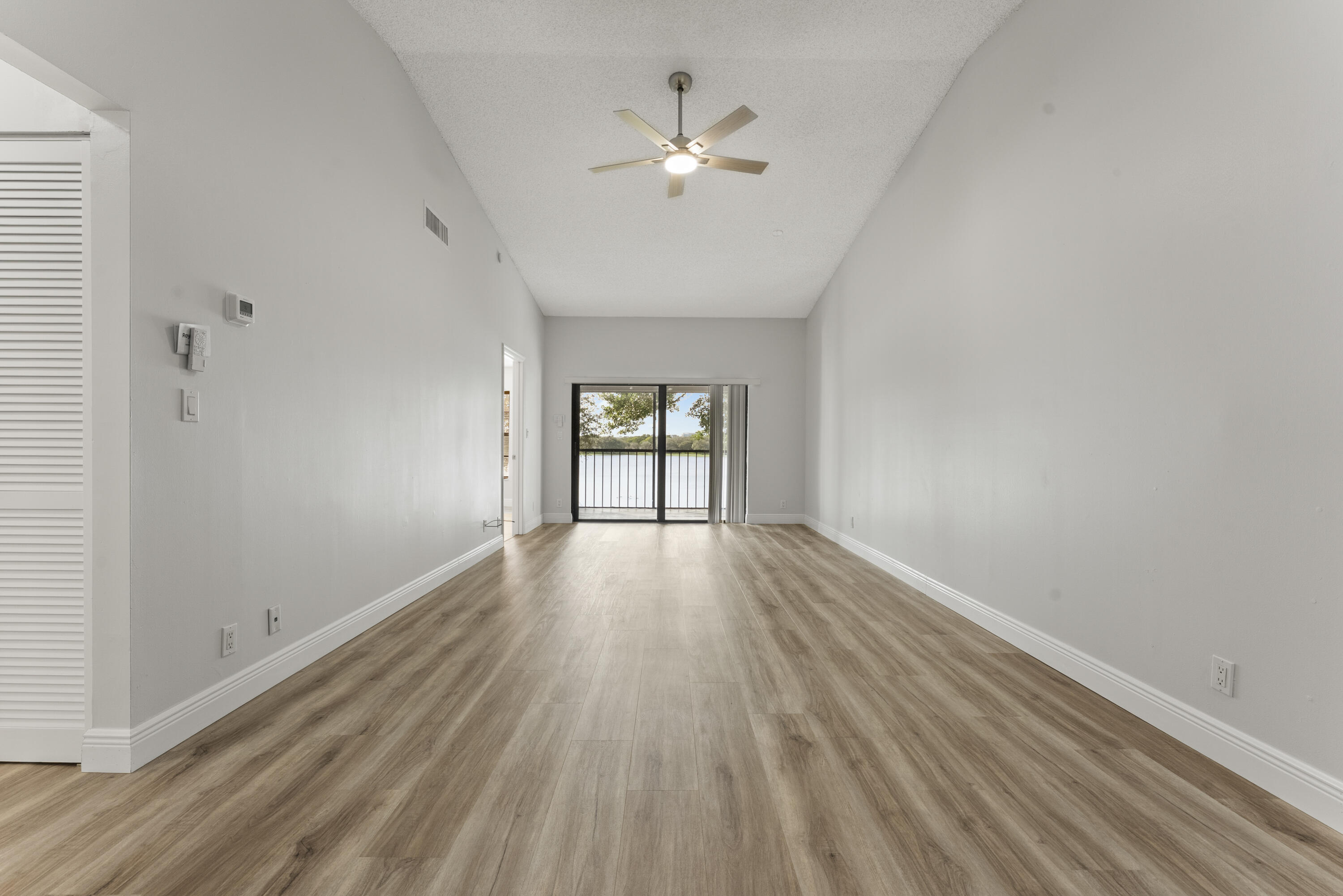 2900 Olivewood Terrace, Unit 201 Boca Raton, FL 33431 - Photo 7 of 22 DSC01990