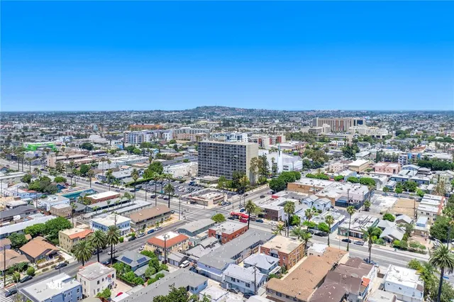 $2,875,000 | 939 Pacific Avenue, Long Beach, CA 90813