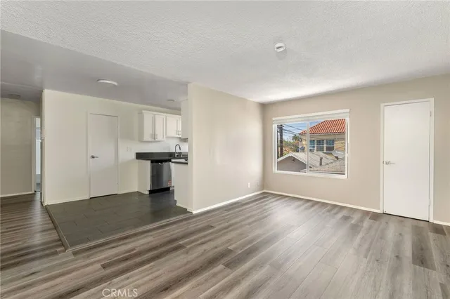 $2,875,000 | 939 Pacific Avenue, Long Beach, CA 90813