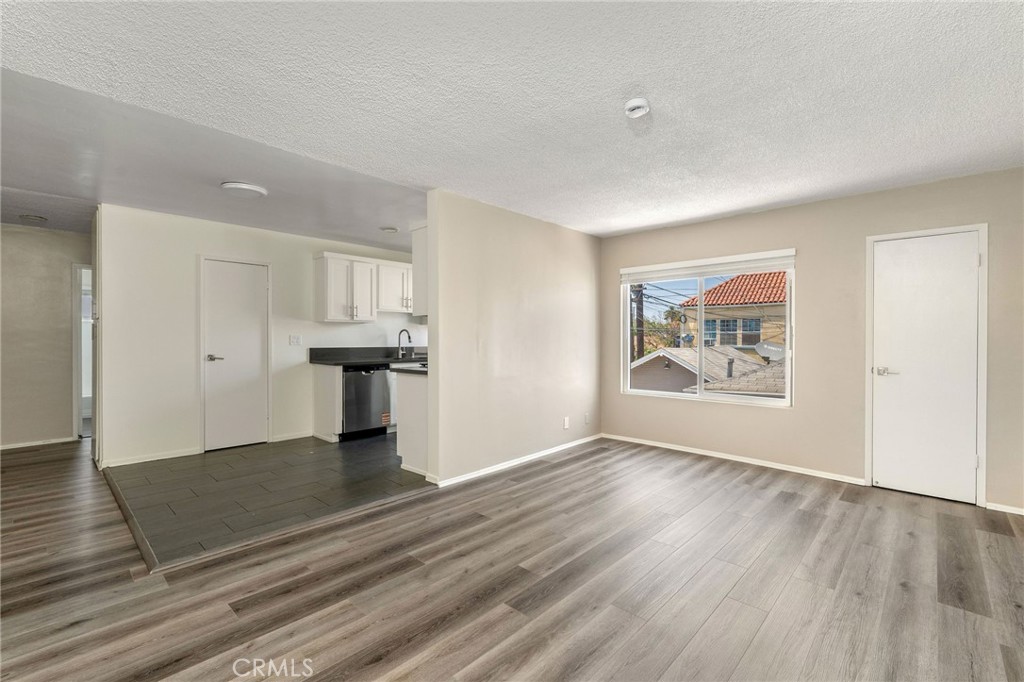 939 Pacific Avenue Long Beach, CA 90813 - Photo 4 of 16