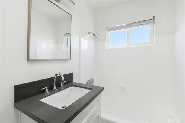 $2,875,000 | 939 Pacific Avenue, Long Beach, CA 90813