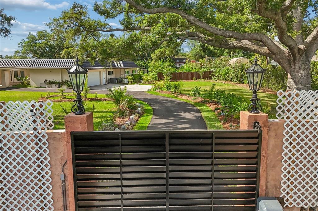 1875 Belleair Road Clearwater, FL 33764 - Photo 4 of 100