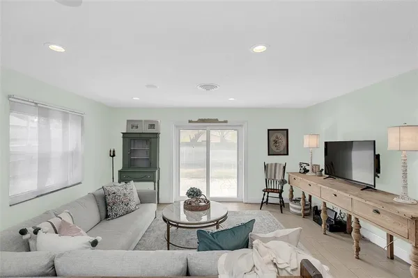 $3,500 | 2120 Deloraine Trail, Maitland, FL 32751