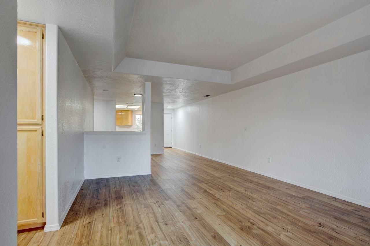 417 Crystal Drive Eagle Point, OR 97524 - Photo 15 of 35 wooden floor in an empty room