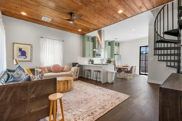 $3,850 | 1003 Romeria Drive, Austin, TX 78757