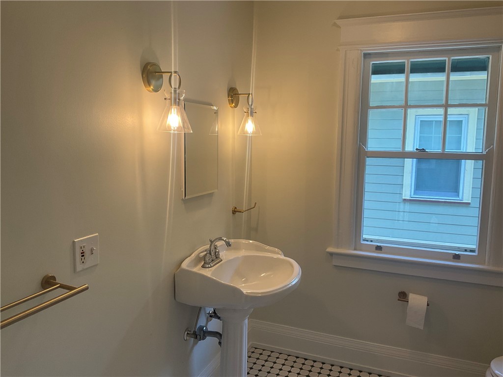 923 Harvard Street Rochester, NY 14610 - Photo 28 of 45 The 3rd floor bathroom