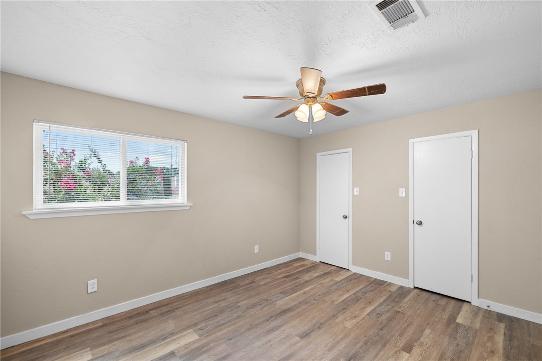 910 Navidad Street Bryan, TX 77801 - Photo 15 of 22