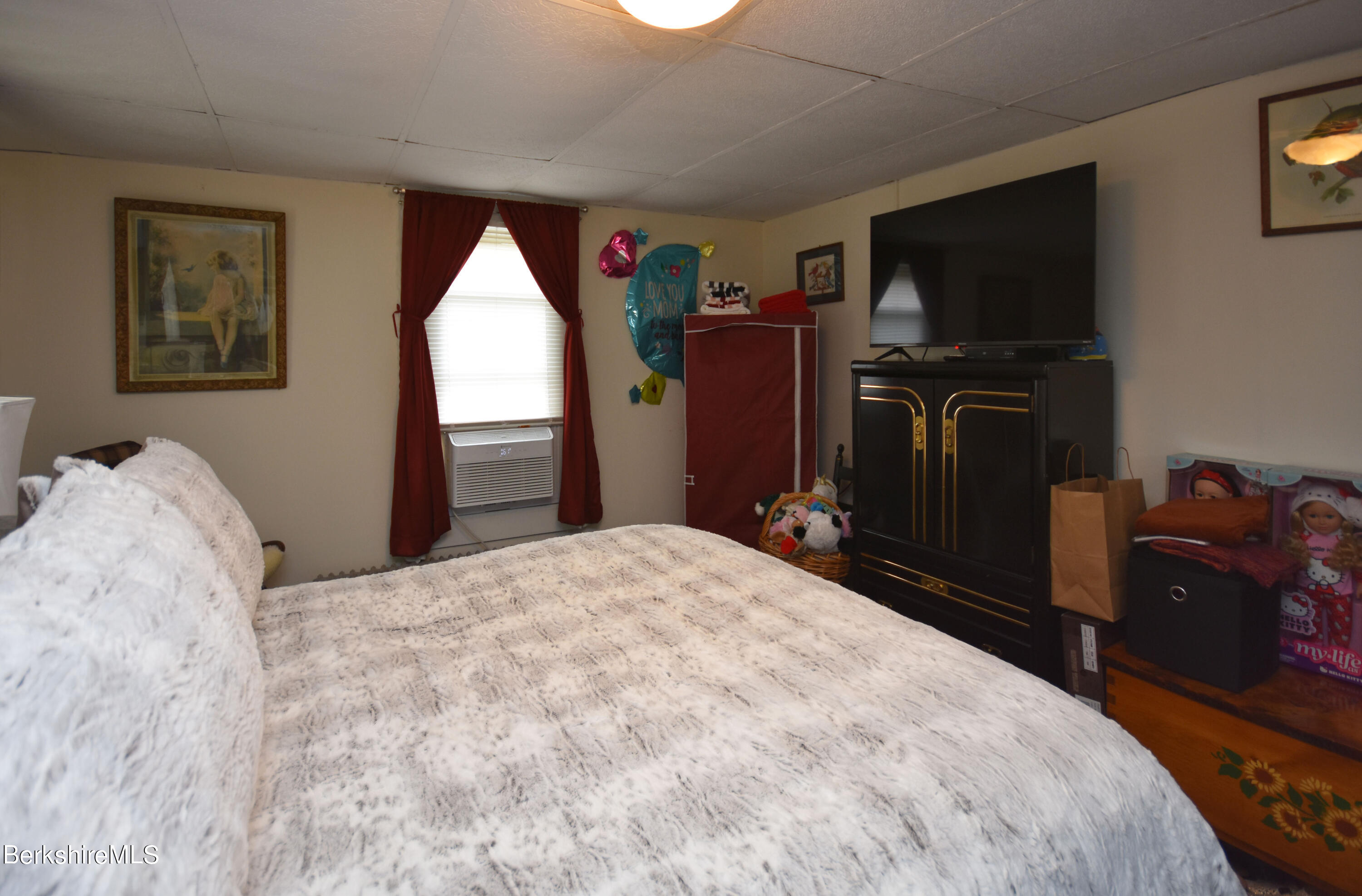 585-a & B State Road, Unit 2 North Adams, MA 01247 - Photo 13 of 28 585A State Rd_Bedroom #1