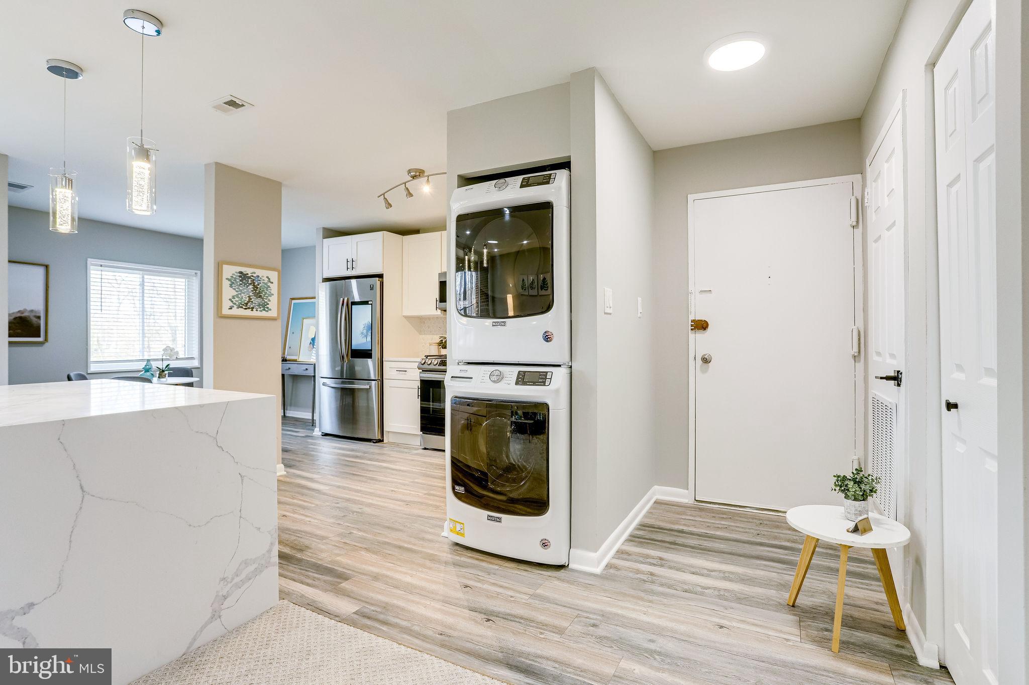 1538 Northgate Square, Unit 31B Reston, VA 20190 - Photo 3 of 30 Designer Kitchen with Brand New Appliances