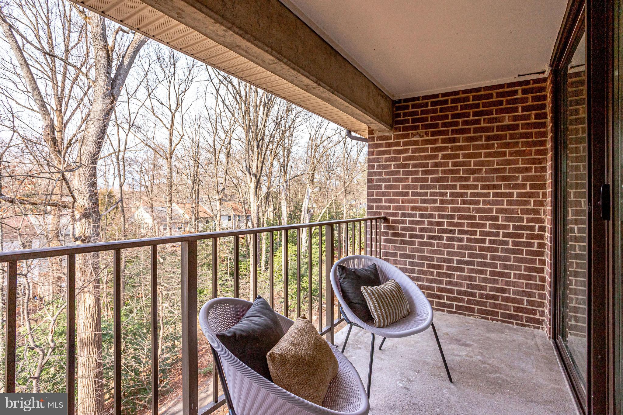 1538 Northgate Square, Unit 31B Reston, VA 20190 - Photo 29 of 30 Balcony Views