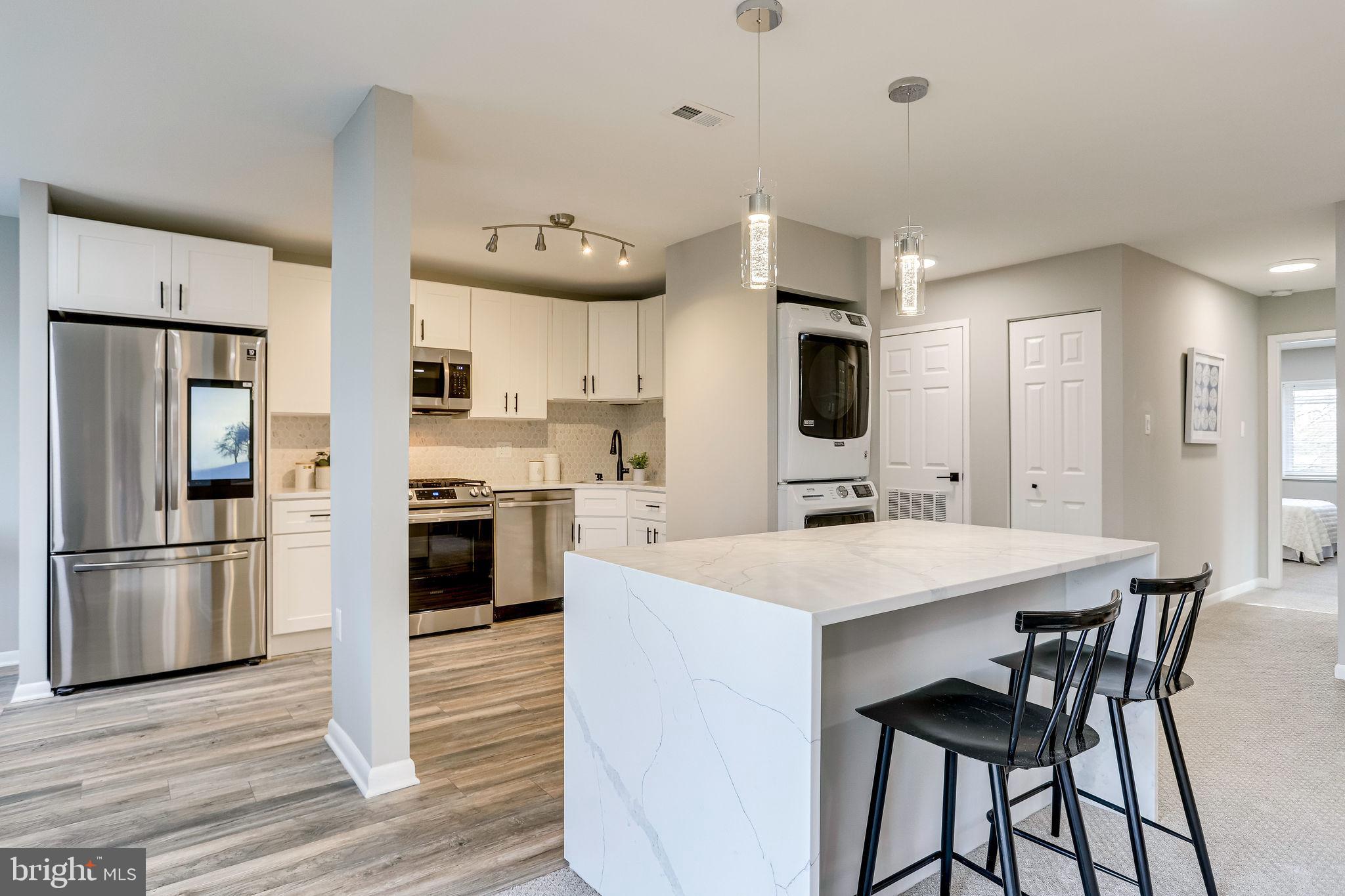 1538 Northgate Square, Unit 31B Reston, VA 20190 - Photo 7 of 30 Designer Kitchen with Brand New Appliances