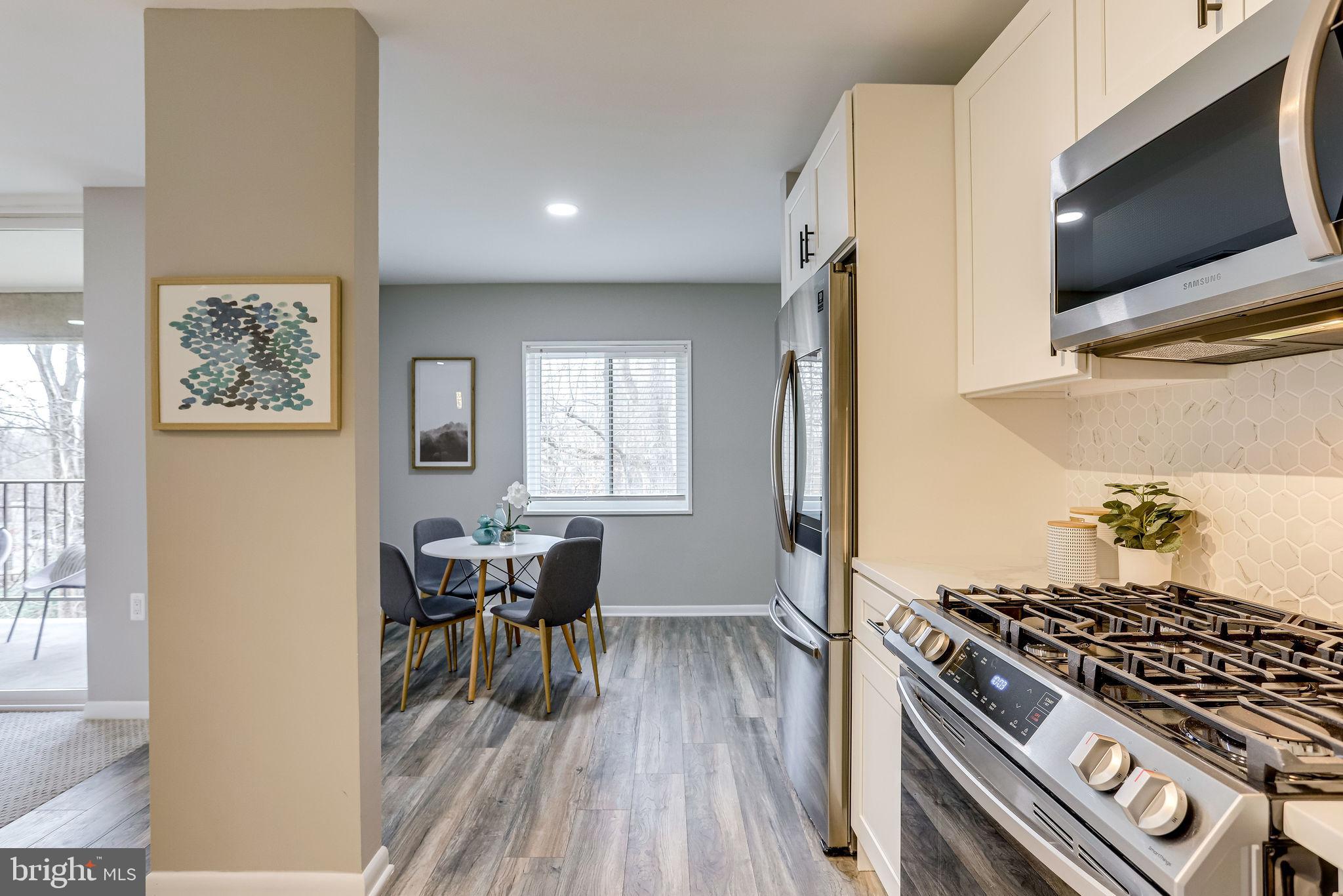 1538 Northgate Square, Unit 31B Reston, VA 20190 - Photo 9 of 30 Designer Kitchen with Brand New Appliances