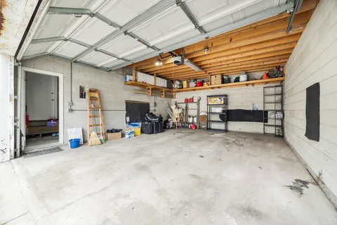 $2,300 | 1848 West Wabansia Avenue, Unit 2, Chicago, IL 60622