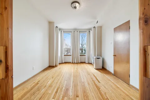 $2,300 | 1848 West Wabansia Avenue, Unit 2, Chicago, IL 60622