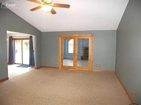 4500 Elms Road Flushing, MI 48433 - Photo 8 of 24 20418753-7.JPG